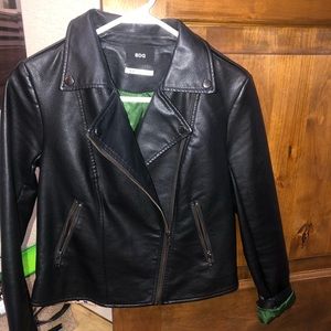 Women’s leather jacket